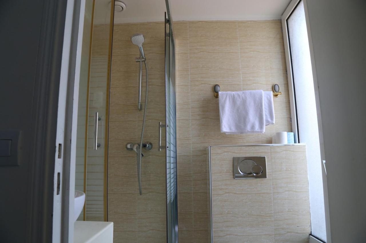 Hotel Princesse Isabelle Puteaux Luaran gambar