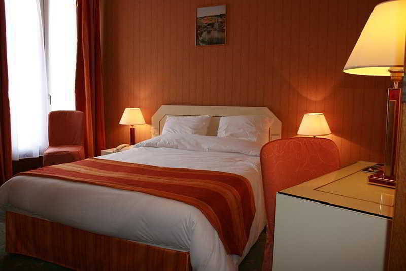 Hotel Princesse Isabelle Puteaux Luaran gambar