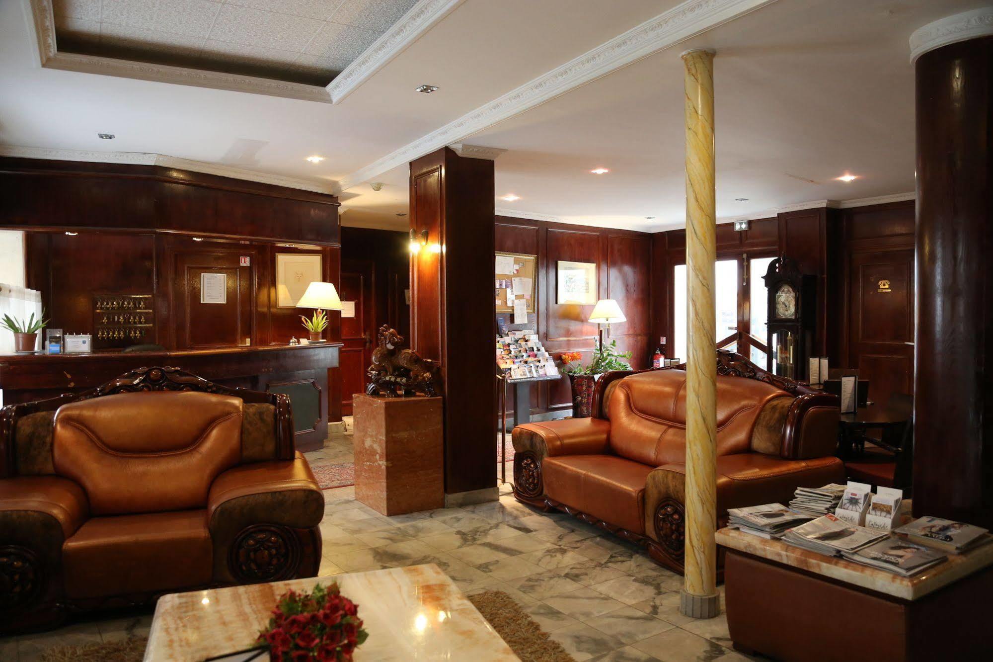 Hotel Princesse Isabelle Puteaux Luaran gambar