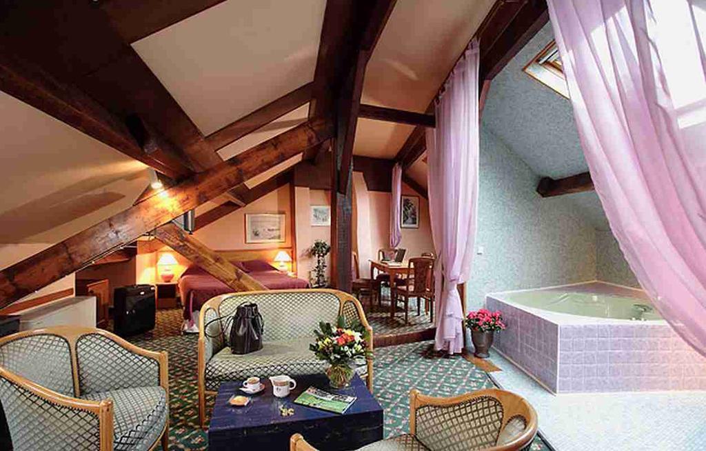 Hotel Princesse Isabelle Puteaux Luaran gambar